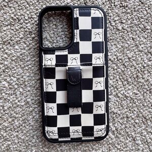 WALLI Checkered Black and White iPhone 16 Case